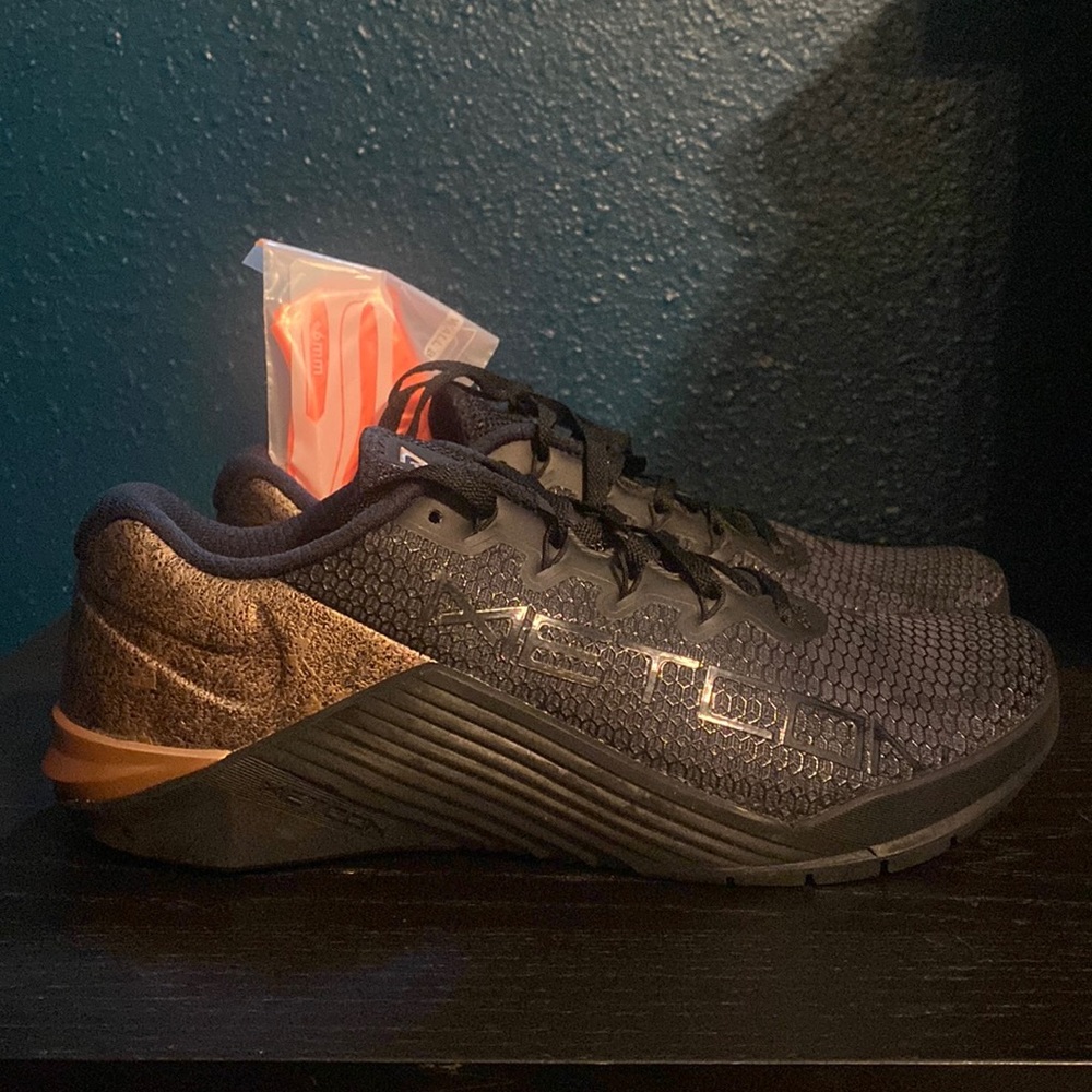 Black Nike Metcon 5 X